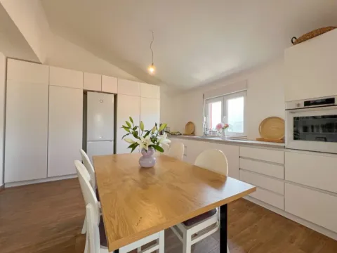 Prodaja, trosoban stan, 107m², Đenovići, Herceg Novi - image 5