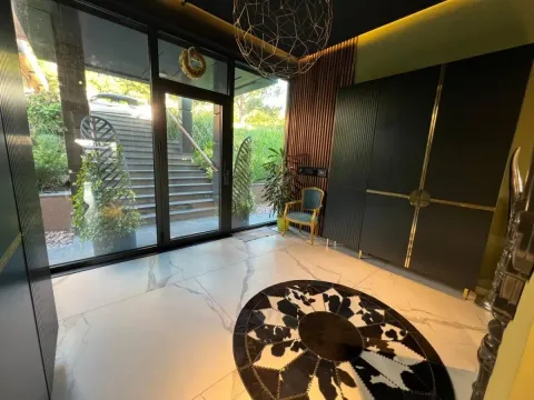 Prodaja, kuća, 215m², Sremska Kamenica, Petrovaradin - image 8