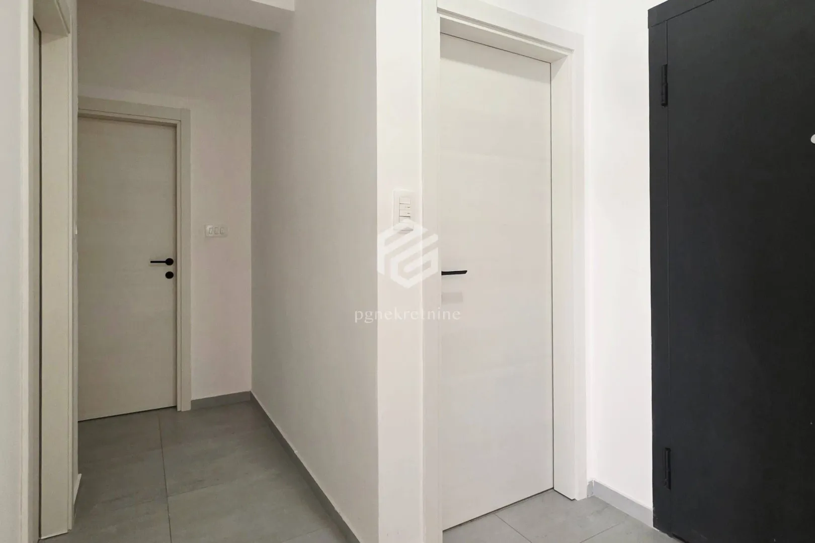 Rent, two bedroom apartment, 64m², Stari Aerodrom, Podgorica