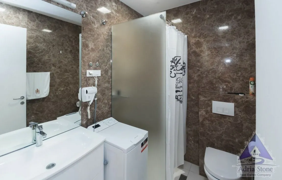 Sale, one bedroom apartment, 65m², Centar, Budva
