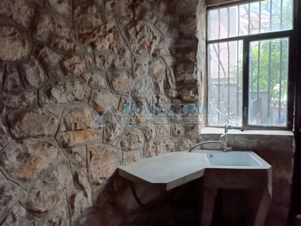 Prodaja, kuća, 64m², Sutomore, Bar