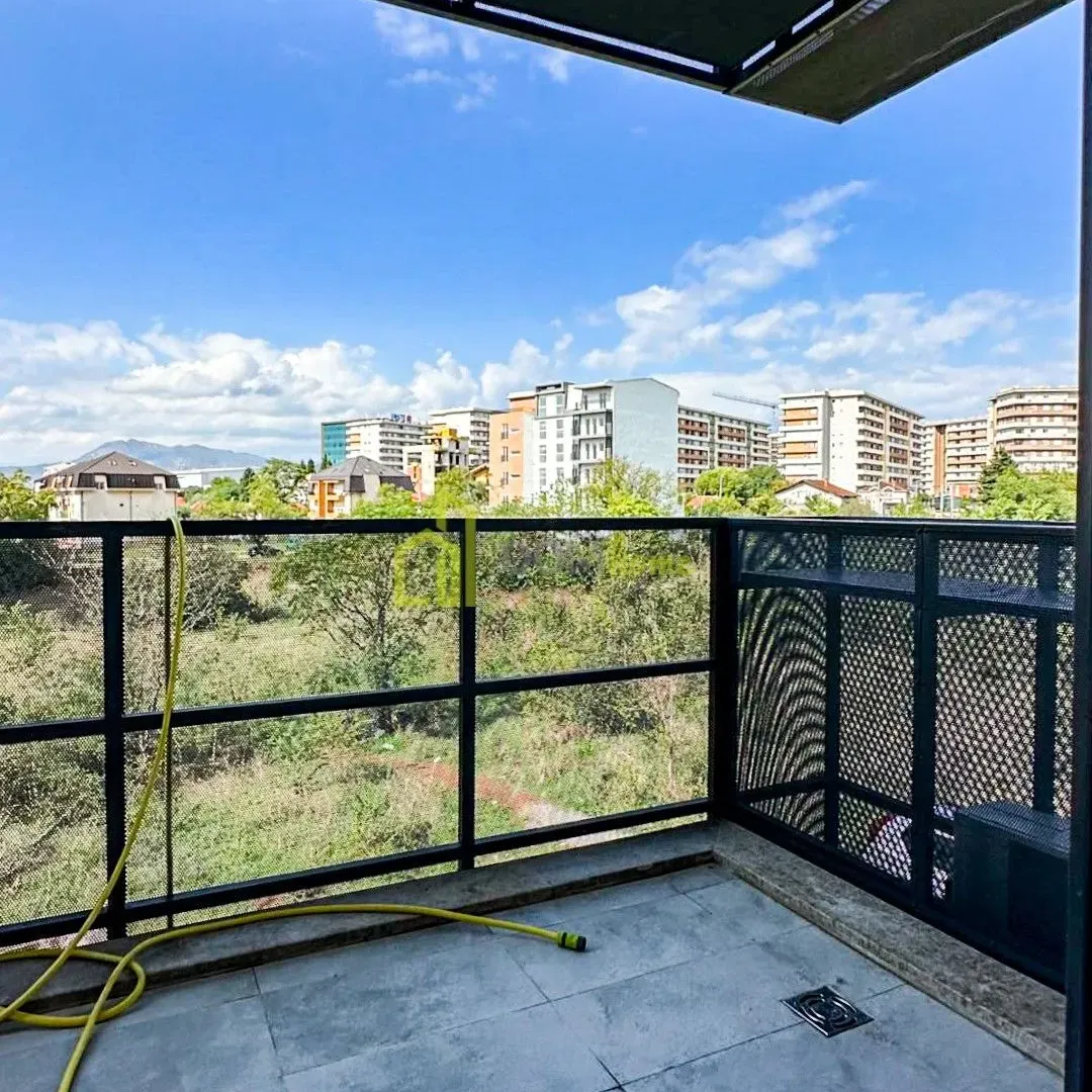 Rent, one bedroom apartment, 53m², Krivi Most, Podgorica