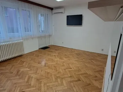 Rent, office space, 53m², Kalenić Pijaca, Vračar Sve Podlokacije - image 3