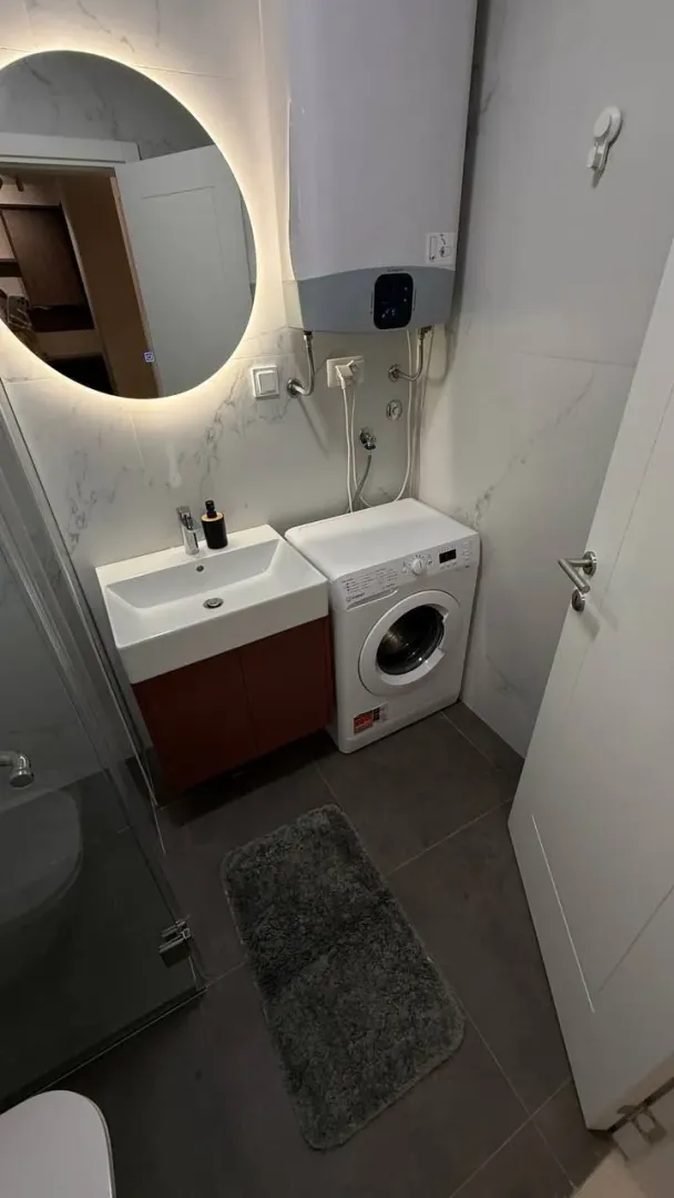 Rent, one bedroom apartment, 43m², Bečići, Budva