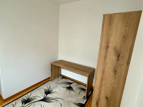 Izdavanje, trosoban stan, 75m², Ljubović, Podgorica - image 9