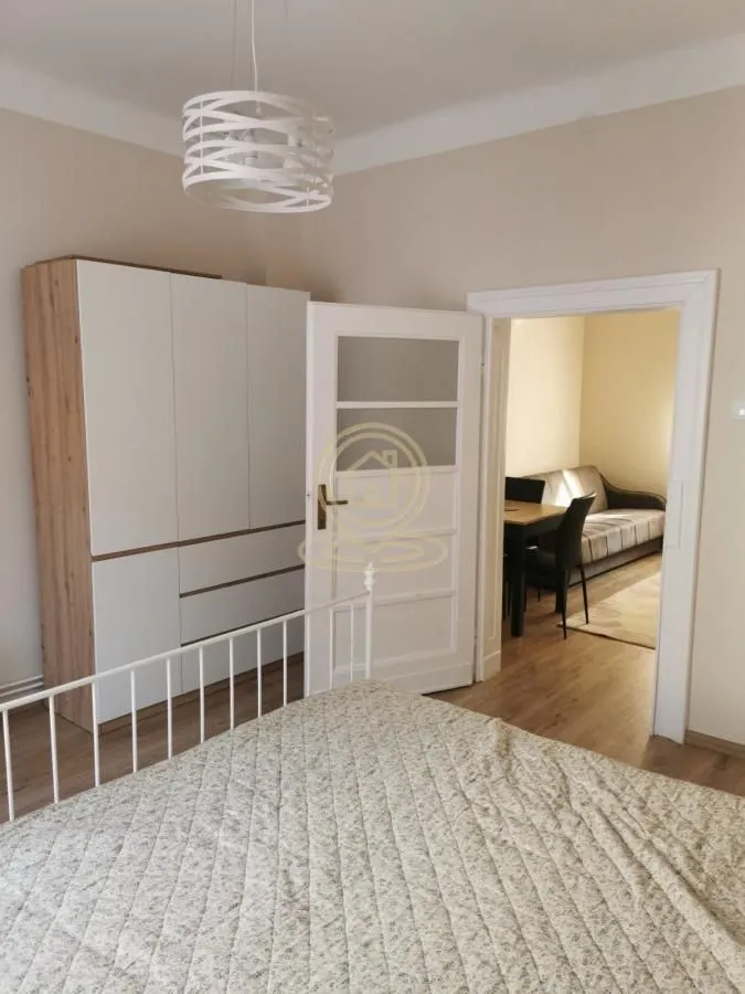 Rent, three bedroom apartment, 61m², Stari Grad, Beograd