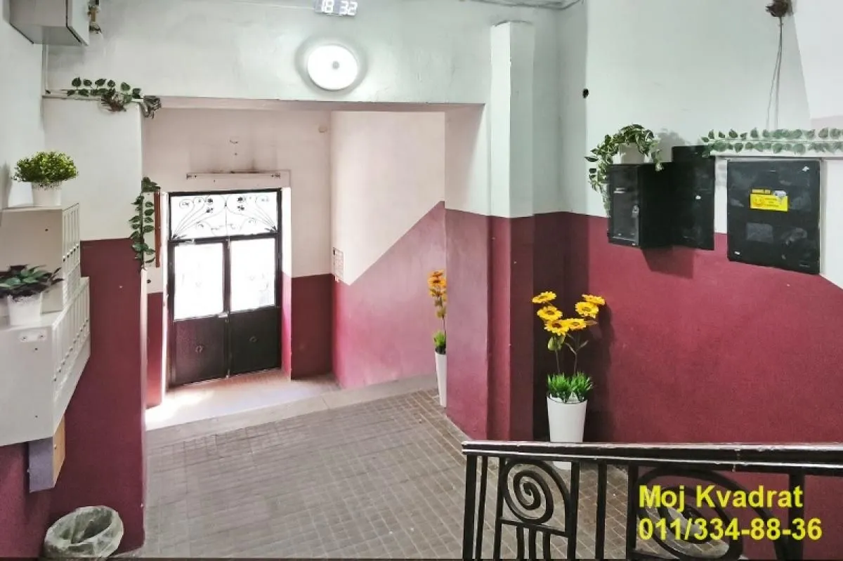 Prodaja, trosoban stan, 79m², Stari Grad, Beograd