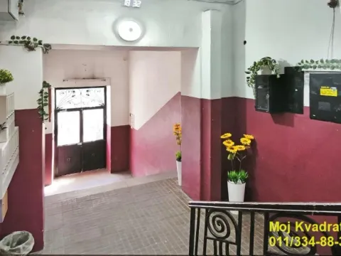 Sale, three bedroom apartment, 79m², Stari Grad, Beograd - image 14