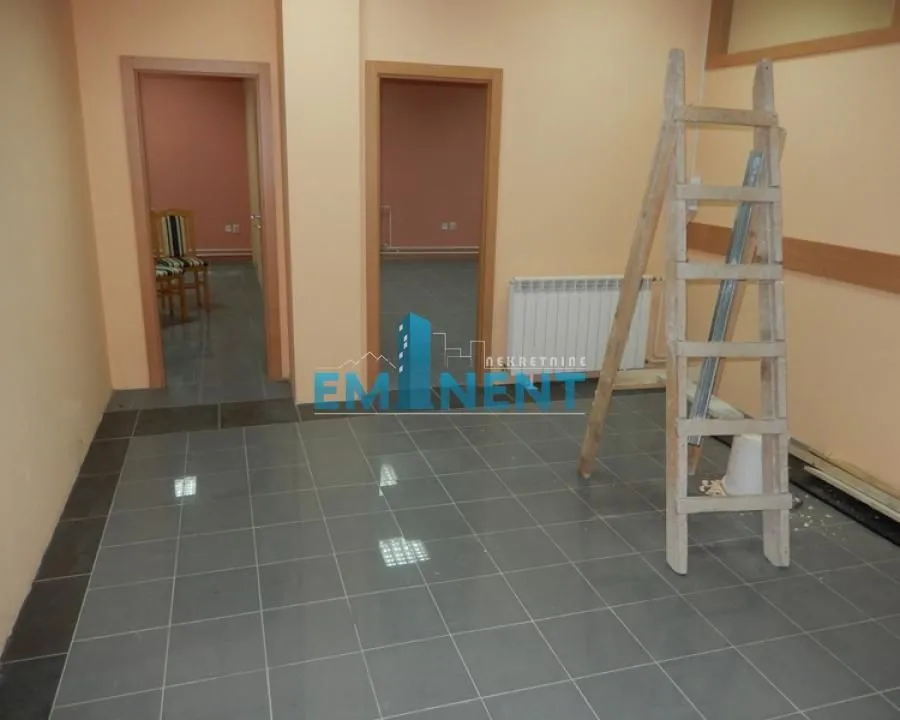 Sale, office space, 190m², Lion, Zvezdara Sve Podlokacije