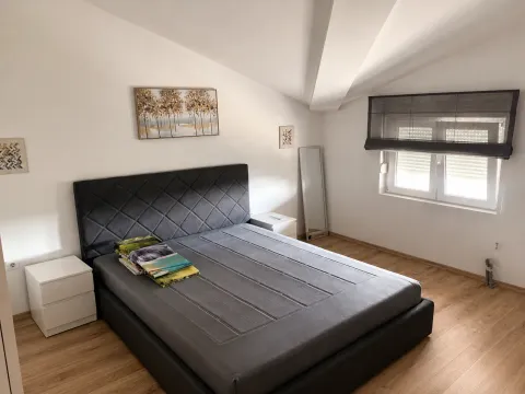 Rent, three bedroom apartment, 120m², Momišići, Podgorica - image 5