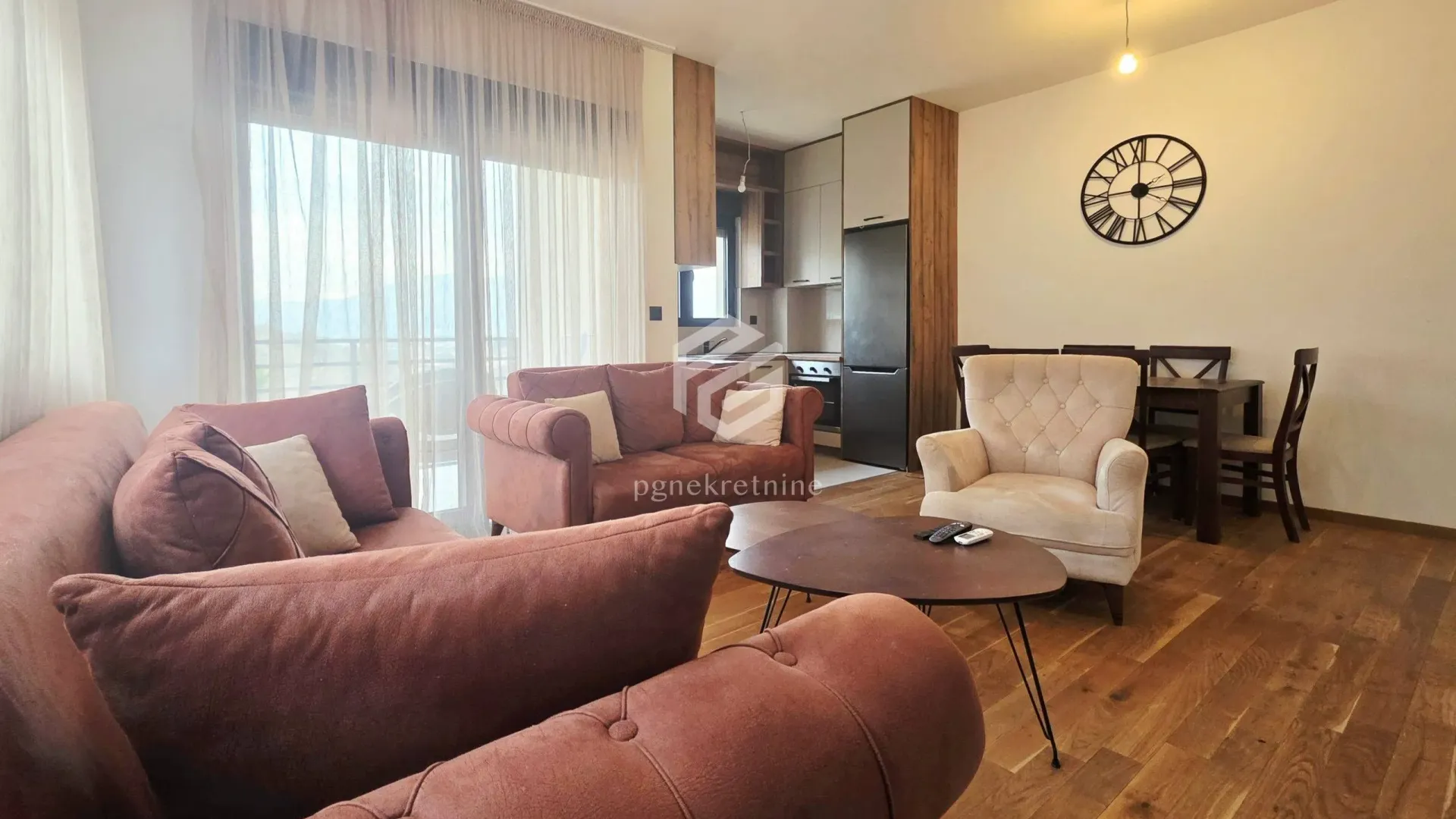 Izdavanje, jednosoban stan, 47m², Gorica C, Podgorica