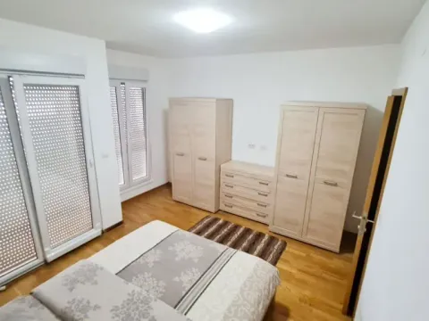 Rent, two bedroom apartment, 68m², City Kvart, Podgorica - image 5