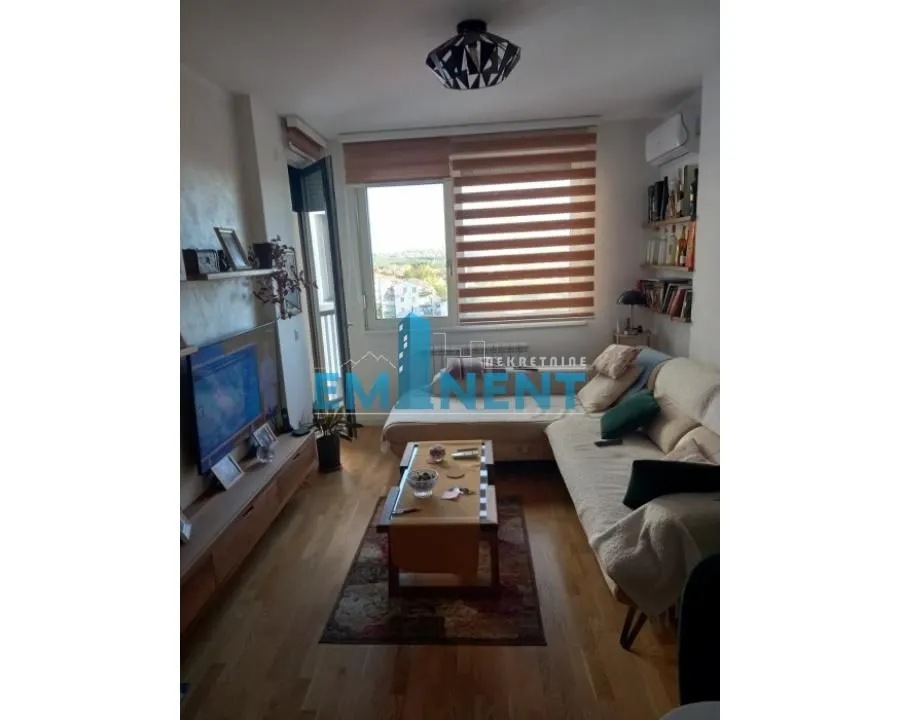 Rent, two bedroom apartment, 40m², Uciteljsko Naselje, Zvezdara Sve Podlokacije