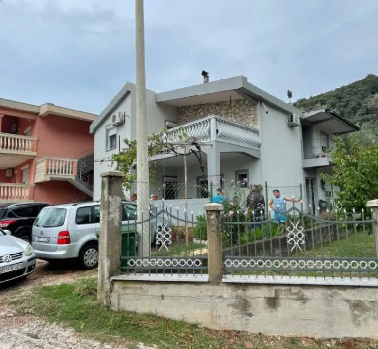 Prodaja, kuća, 220m², Bar, Crna Gora