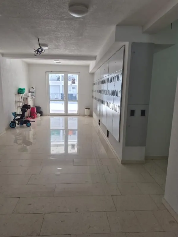 Prodaja, jednosoban stan, 46m², Lazi, Budva