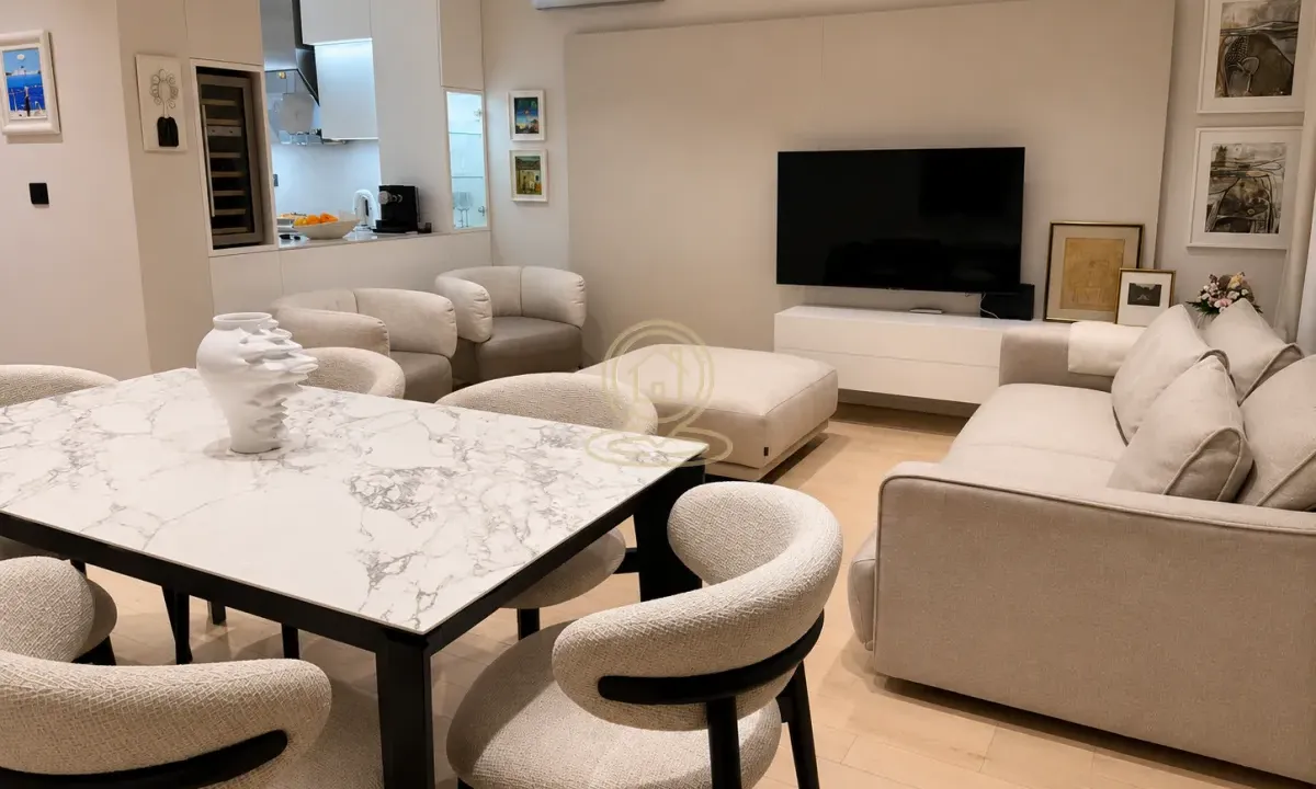 Rent, four bedroom apartment, 104m², Stari Grad, Beograd