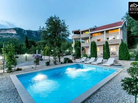 Sale, house, 380m², Podi, Herceg Novi - image 1