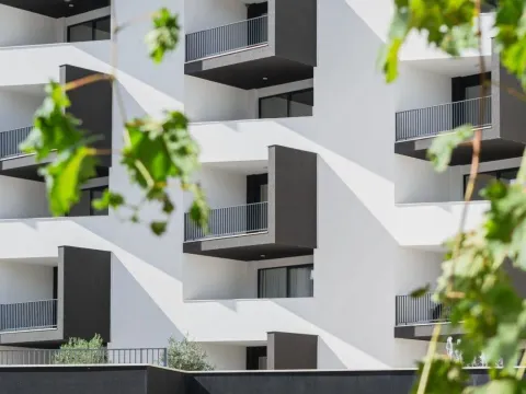 Prodaja, jednosoban stan, 53m², Bečići, Budva - image 11