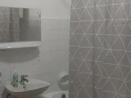 Izdavanje, trosoban stan, 73m², Centar, Jagodina - image 7