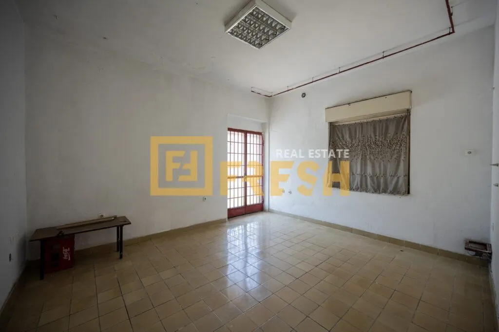 Rent, office space, 140m², Preko Morače, Podgorica
