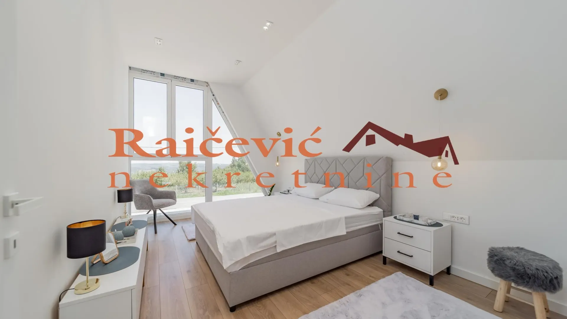 Sale, house, 360m², Sopot, Beograd