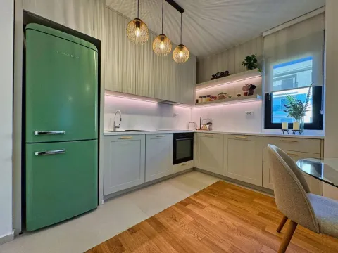 Prodaja, jednosoban stan, 46m², Centar, Podgorica - image 9