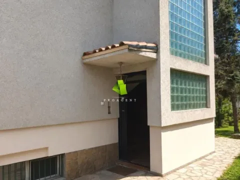 Sale, house, 350m², Niška Banja, Niš - image 18