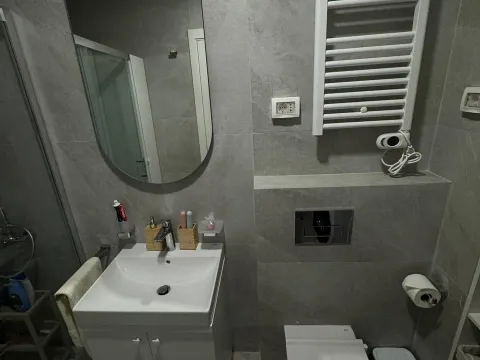 Izdavanje, jednosoban stan, 40m², Central Point, Podgorica - image 9