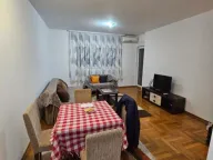 Izdavanje, jednosoban stan, 49m², Pobrežje, Podgorica - image 1