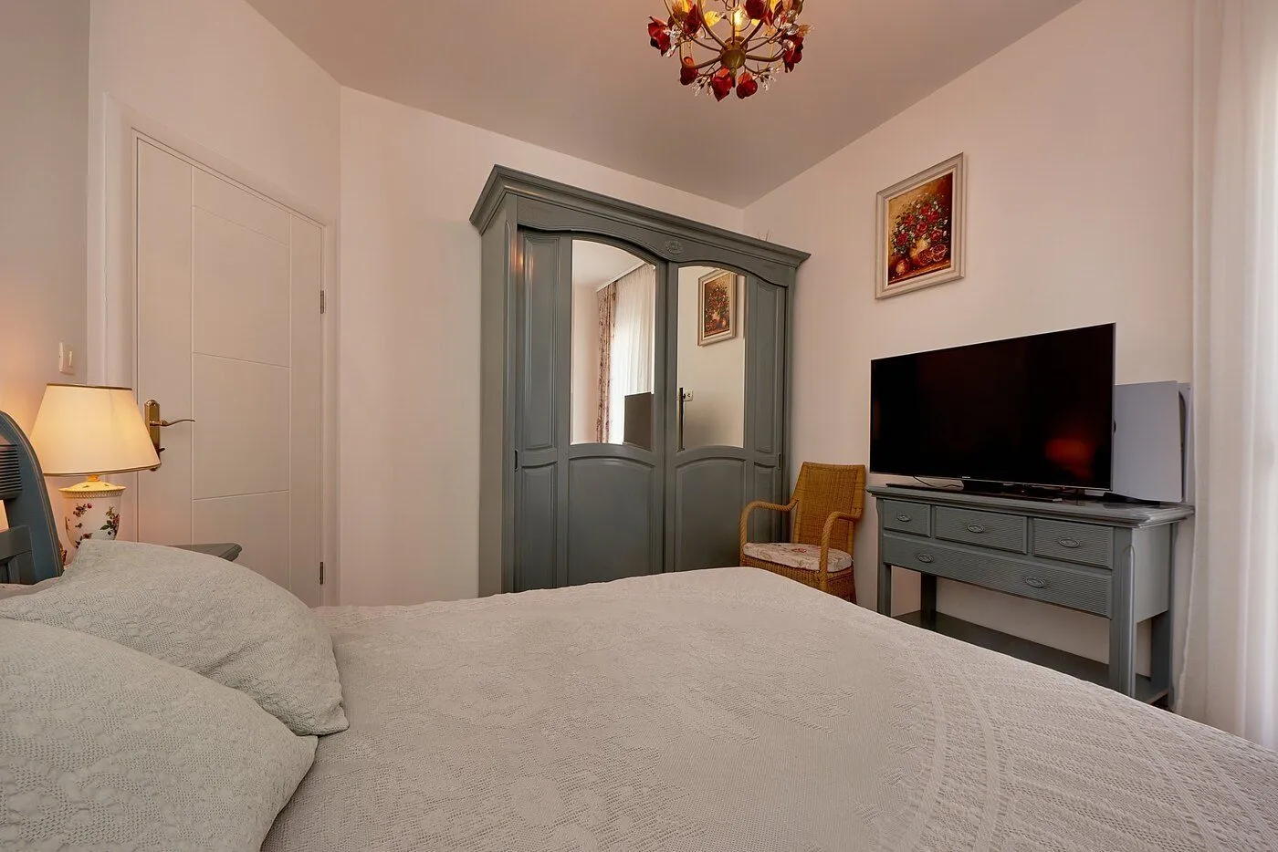 Sale, three bedroom apartment, 150m², Bečići, Budva
