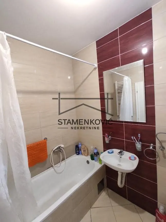 Prodaja, trosoban stan, 70m², Telep, Novi Sad Sve Podlokacije