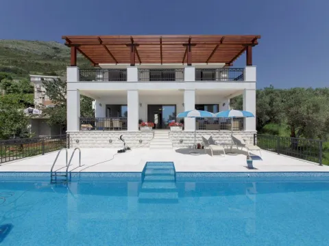 Sale, house, 402m², Katun Reževići, Budva - image 4