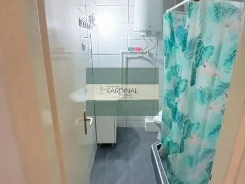 Rent, one bedroom apartment, 40m², Centar, Jagodina - image 17