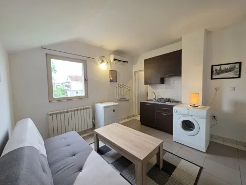 Izdavanje, jednosoban stan, 32m², Zagorič, Podgorica - image 3