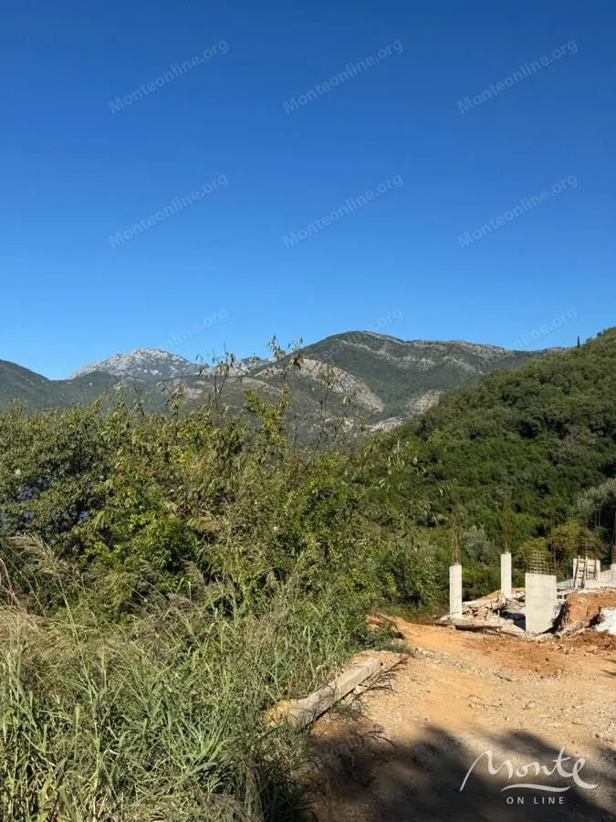 Prodaja, plac, 3429m², Donja Lastva, Tivat