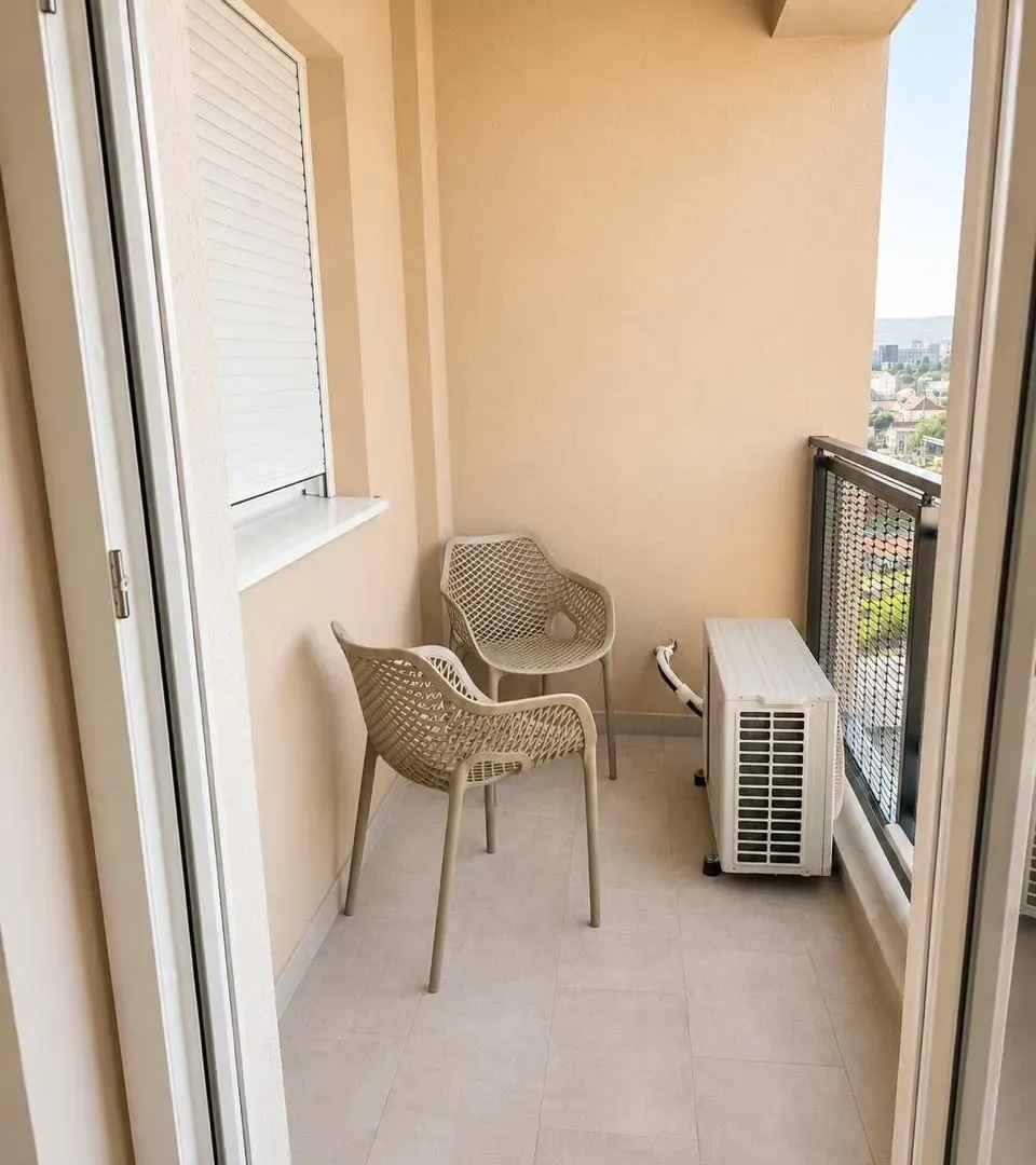 Rent, studio apartment, 47m², Stari Aerodrom, Podgorica