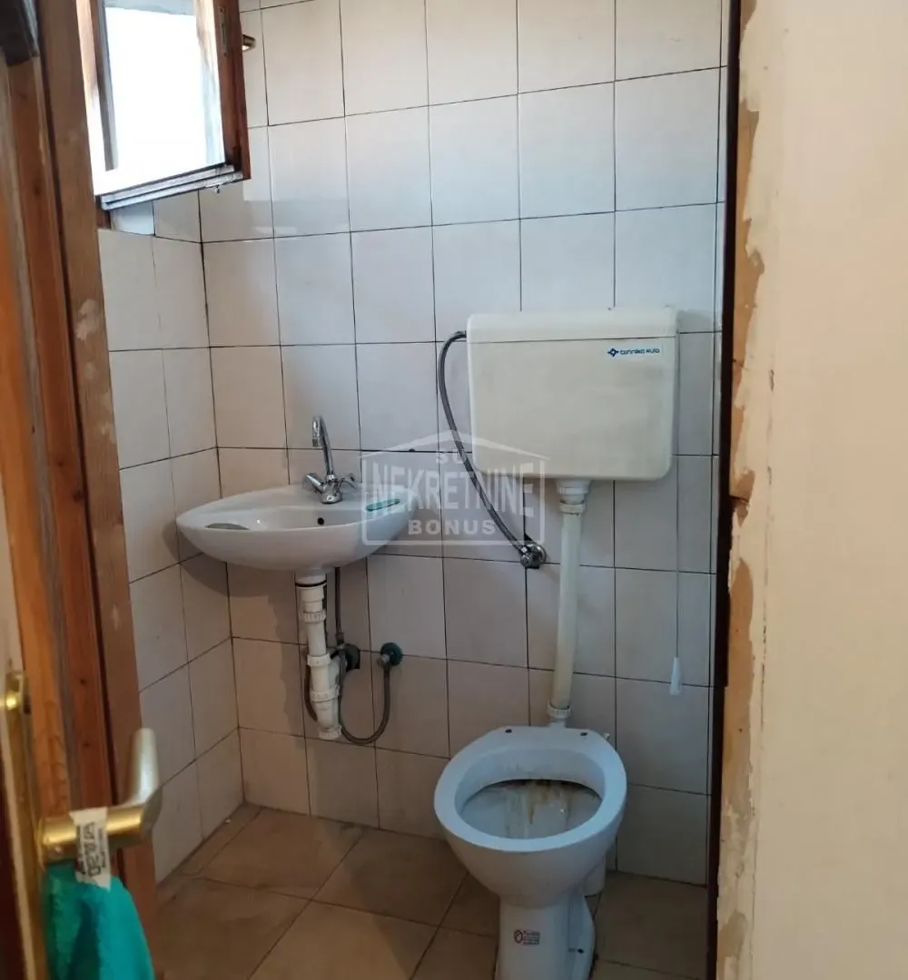 Prodaja, kuća, 36m², Centar, Subotica