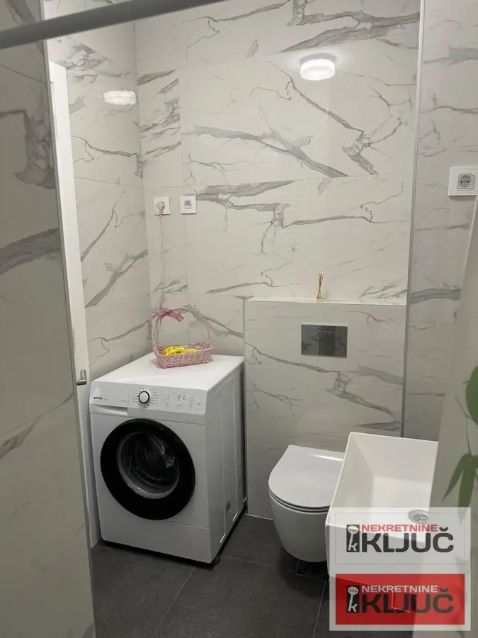 Izdavanje, jednosoban stan, 40m², Novo naselje, Novi Sad