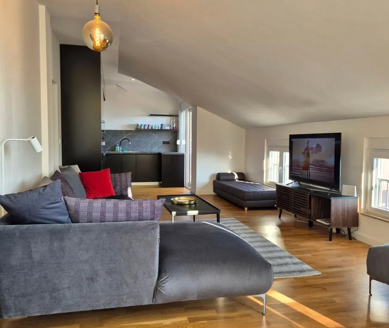 Prodaja, dvosoban stan, 75m², Mažina, Tivat
