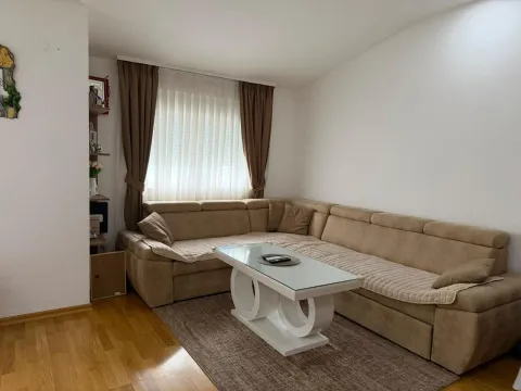 Prodaja, jednosoban stan, 49m², Centar, Nikšić - image 9