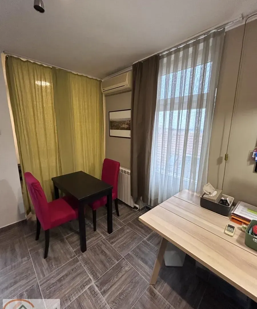 Sale, one bedroom apartment, 24m², Stari Grad, Beograd