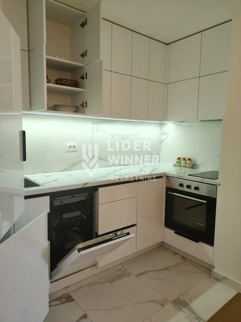 Izdavanje, dvosoban stan, 52m², Autokomanda, Voždovac Sve Podlokacije