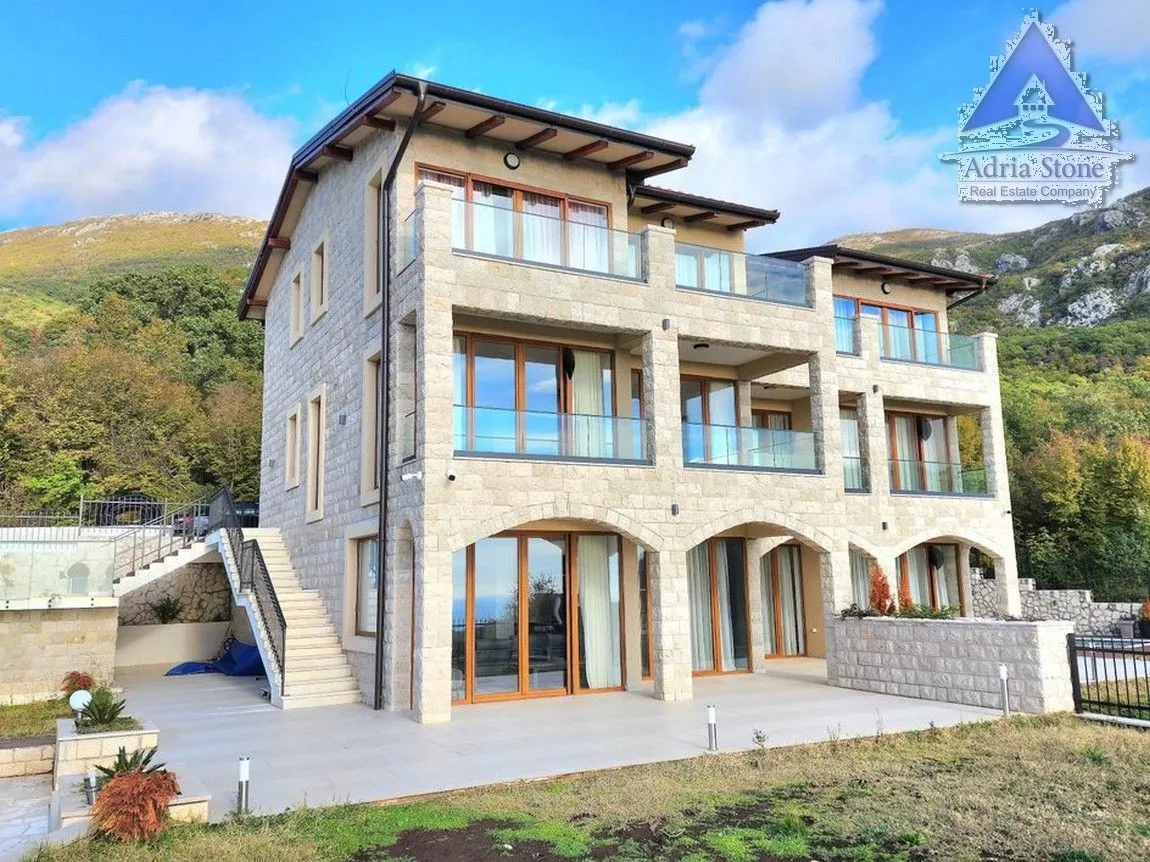 Sale, house, 199m², Kuljače, Budva