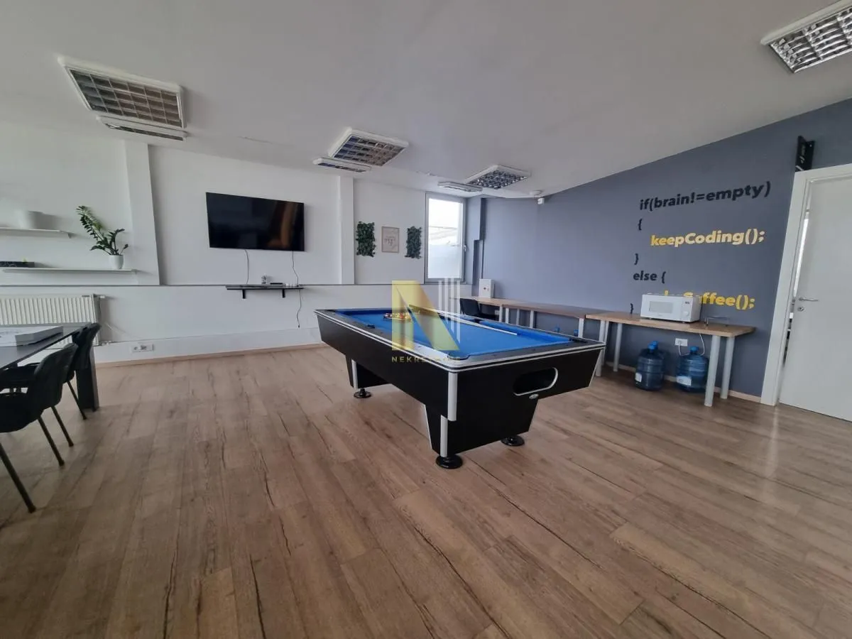 Rent, office space, 736m², Salajka, Novi Sad Sve Podlokacije