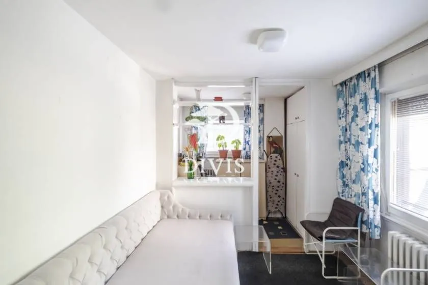 Prodaja, četvorosoban stan, 98m², Novi Beograd Sve Podlokacije, Beograd