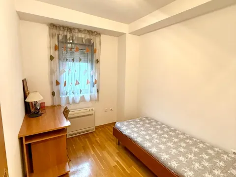 Rent, three bedroom apartment, 86m², Centar, Podgorica - image 7