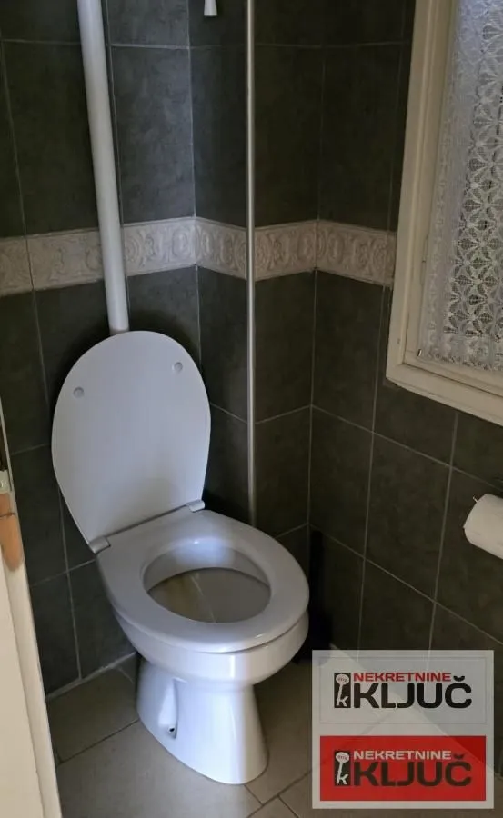 Izdavanje, trosoban stan, 99m², Kej, Novi Sad Sve Podlokacije