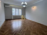 Izdavanje, četvorosoban stan, 123m², Centar, Novi Sad - image 4