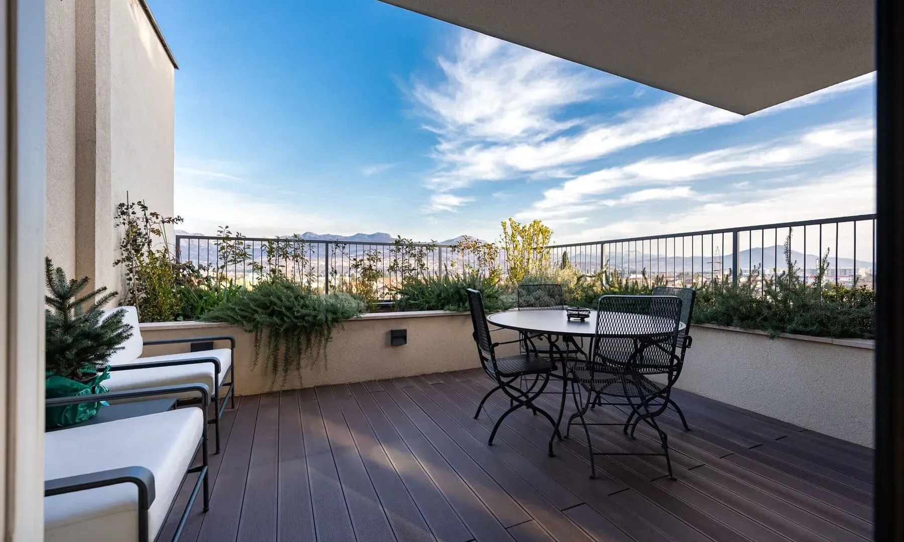 Sale, apartment, 515m², Gorica C, Podgorica