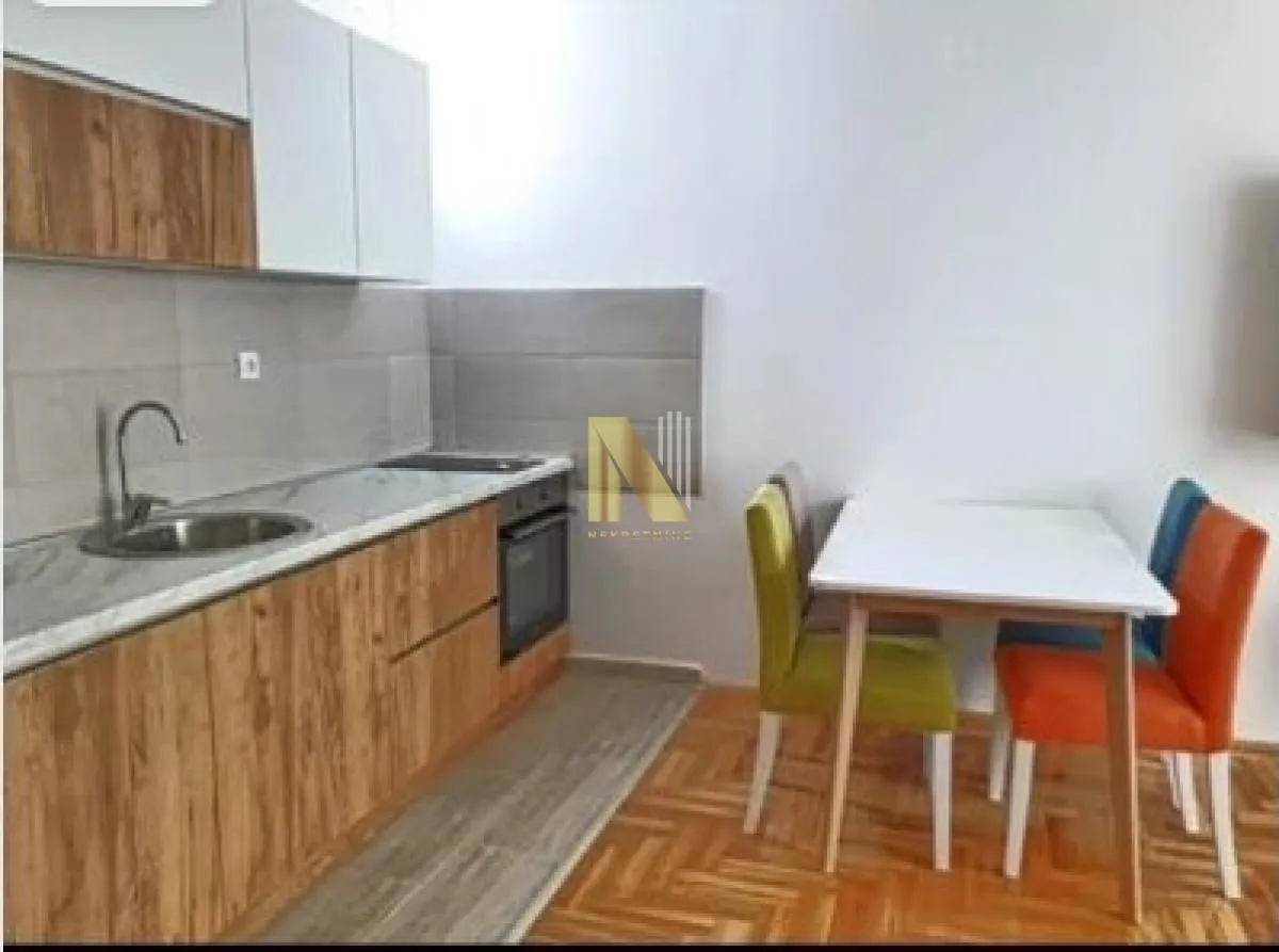 Prodaja, dvosoban stan, 38m², Petrovaradin, Novi Sad